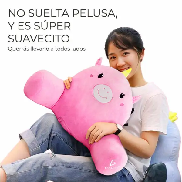 JUG.BZ13.55CM (3) Peluche Cerdito De Soporte Lumbar Largo 55cm