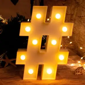 Simbolo # en 3D de Luz Led Luz Cálida.