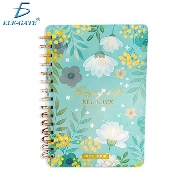 Cuaderno  Coquete de 80 hojas Rayadas Tamaño A5 Coreano