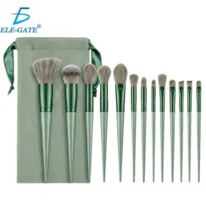 Set de 13 Brochas Color Esmeralda con Mango Barnizado