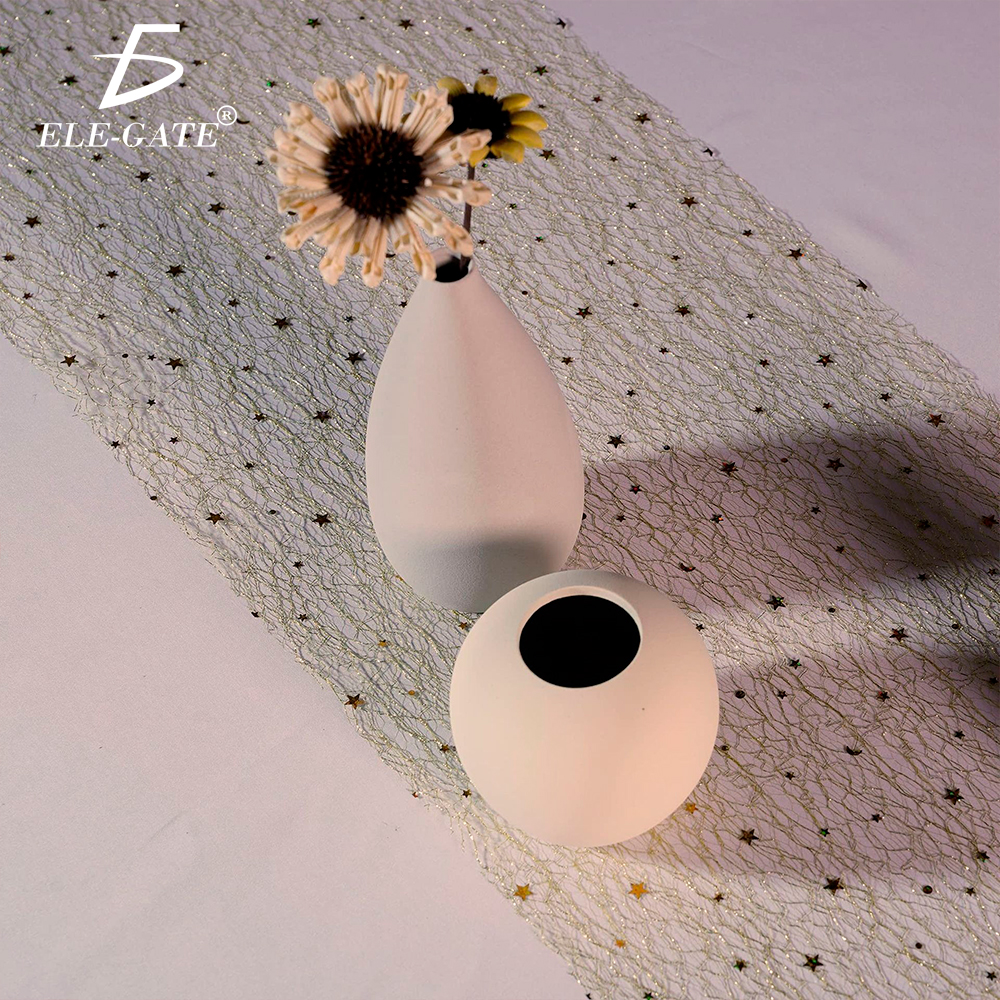 Rollo de Camino de Mesa Decorativo Texturizado con Estrellas 10 Metros - Image 3