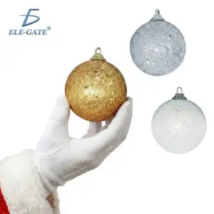 Set de 6 Esferas Navideñas Plasticas con acabado Metálicas de 7 cm