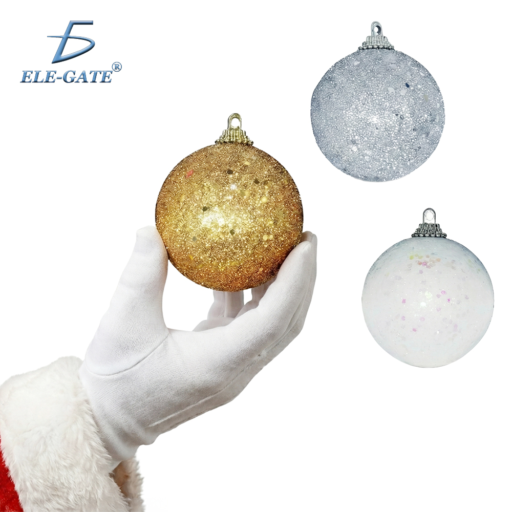 Set de 6 Esferas Navideñas Plasticas con acabado Metálicas de 7 cm