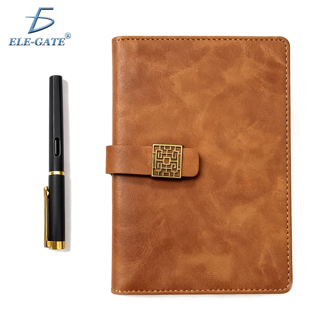 Set de Regalo con Libreta y Pluma – Acabado Tipo Piel con Cierre Magnético