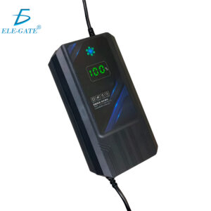 Cargador Inteligente 110V para Scooter y Moto Eléctrica Control de Temperatura